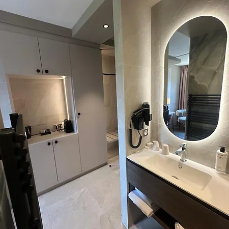 Vignoble Hotel, Szálloda