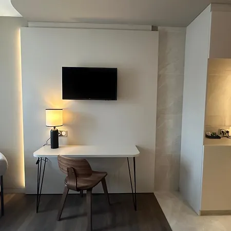 Vignoble Hotel, 4*