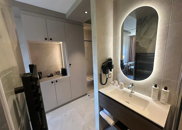 Vignoble Hotel, Hotel